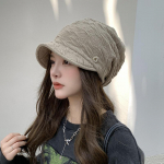 S&uuml;gisene uus stiil kaheksanurkne m&uuml;ts naiste keskealine mood T&auml;ielik tippk&uuml;bar, kolmnurkne standardne kuhjaga m&uuml;ts 55-59CM