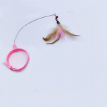 Kinnitatud kassi kaelarihmaga m&auml;nguasi, silikoonist kassi kiusamisvarras, reguleeritavad kassi sulgedest kaelarihma m&auml;nguasjad koos Bell Cat interaktiivsete m&auml;nguasjadega roosa