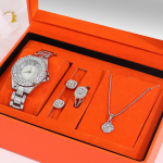 5 TK Luksuslik moe teemant-inkrusteeritud naiste kvartskell, t&uuml;drukute ruudukujuline ripats kaelakee teemantk&otilde;rvar&otilde;ngastega, s&otilde;rmuse ehete komplekt t&uuml;drukutele h&otilde;bedane valge v&auml;rv