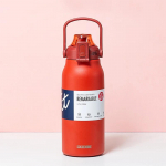 Suure mahutavusega trumli termopudel koos &otilde;lgedest roostevabast terasest termoveepudeliga k&uuml;lma ja kuuma termostopsi vaakumkolb j&otilde;usaal 1700ml punane