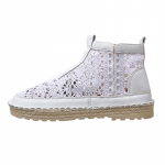 Suvine uus &otilde;&otilde;nes v&auml;ike valge king pehme tallaga pendelr&auml;ndimise lamedap&otilde;hjalised &uuml;hekordsed kingad naiste kolledži stiilis vabaaja keskmise k&otilde;rgusega l&otilde;uendkingad naistele 40 aprikoosi