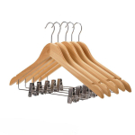 Naturaalsest t&auml;ispuidust riidepuu seelikuklambritega, libisemiskindel &uuml;likonna- ja mantlipuu koduks ja hotelliks, vintage puidust riidepuu p&uuml;kstehoidjaga 10pcs beige