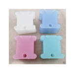 25/50/100/250 tk Plastist keermeplaadi t&uuml;kk ristpiste t&ouml;&ouml;riist vatipadja joonega m&auml;hislehe komplekt palju v&auml;rve valida white  25pcs
