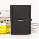 (Logo saab graveerida) A5 k&otilde;vakaaneline &auml;rim&auml;rkmik, kaarte saab sisestada, t&uuml;hjad koosolekuprotokollid, tipptasemel &otilde;pilasp&auml;evik, m&auml;rkmik A5 roheline