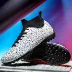 Meeste jalgpallijalatsid teismeliste hingavad jalgpallisaapad Professionaalsed m&auml;nguv&auml;ljakud TF/FG Jalgpalliklambrid Meeste T&auml;iskasvanute tossud Suurus 35-45 45 valge