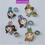 New Jeans x MURAKAMI Metallist N&otilde;elam&auml;rk HYEIN