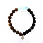 Pierres et Min&eacute;raux. Bracelet Aigue-Marine du Br&eacute;sil + Perles Onyx noir mat + bois 8 mm. Fabriqu&eacute; en France.