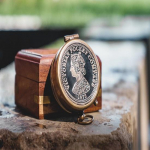 K&auml;sitsi valmistatud messingist viktoriaanlik merenduslik taskukompass kingitus abikaasale, meeste kingitus, pulmad, aastap&auml;ev, ainulaadne romantiline m&auml;lestusese