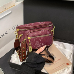 Fashi Naiste V&ouml;&ouml;kotid Fanny Pack Suure Mahutavusega phe Ristkorralduskotid naistele Rinnakorvid Neetidega Daamide V&ouml;&ouml;kotid V&ouml;&ouml;kotid punane