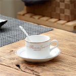 Euroopa stiilis lihtne ja loova isikup&auml;raga keraamiline kohvitass kaanega lusikaga poistele ja t&uuml;drukutele Kontori kodune joogim&auml;rgi tass B