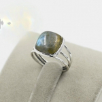 Labradoriidist s&otilde;rmus, v&auml;&auml;riskivist s&otilde;rmus, k&auml;sit&ouml;&ouml;na valmistatud disainis&otilde;rmus, v&auml;ljav&otilde;tte s&otilde;rmus, &auml;&auml;risr&otilde;ngas, s&uuml;nnikivis&otilde;rmus, aastap&auml;evakingitus 5