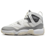 Air Jordan Jumpman Two Trey Keskmine Hall Naiste Tossud Valge Summit-White DR9631-002 35.5