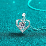 D v&auml;rvi 1.0CT Moissanite Heart Ripats Kaelakee GRA Certified Clarity VVS1 Moissanite Sterling Silver kaelakee naistele Ehted Zircon blue