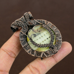 Natural Mother Of Pearl Gemstone Handmade Copper Wire Wrap Pendant 2.56 g5e36