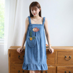 T&auml;iskasvanutele m&otilde;eldud pika stiiliga vannir&auml;tik, mida saab kanda m&auml;hitud vanniseelikuga, t&uuml;drukule armas veevann