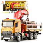 1/24 skaalaga puidust m&auml;nguauto metallist kabiin, h&otilde;&otilde;rdajamiga puidust veok, mis on varustatud t&auml;isfunktsionaalse laadimiskraana ja 3 laaditava palgiga, valgus ja heli, 1/24-Size:27*27*8cm khaki