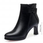 Naiste l&uuml;hikesed saapad S&uuml;gis- ja Talvine T&auml;ielikult sobivad terava ninaga k&otilde;rge kontsaga saapad Naiste tikk-kontsaga naiste fliisvoodriga saapad 39