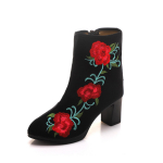 L&uuml;hikesed tikitud sametist k&otilde;rged kontsad kevadeks/s&uuml;giseks, saadaval suuremad suurused. Purple Peony Boots 3-25, size 37 must