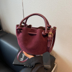 Retro nahast kott volangidega Moekott koos eemaldatava rihmaga Kvaliteetne &uuml;hekordne &otilde;lakott