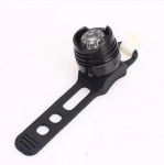 Jalgratta LED-tagatuli: Alumiiniumisulam, hele rubiin, kiirkinnituskonks, kiivriga &uuml;hilduv, maastikuratta hoiatustuli