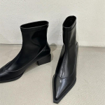 Vintage terava ninaga naiste pahkluusaapad Moodsad Elegantsed Pehmest Nahast Kingad S&uuml;gis Talv Madala Kontsaga Naiste L&uuml;hikesed Saapad 39 must