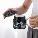 Uus Toode Retro Akvarell Lilled Keraamiline Tass Romantilise Stiili Disain Ni&scaron;&scaron; Kruus Kaas Kerge Luksus K&otilde;rgekvaliteediline 401-500ml