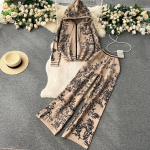 Talvise s&uuml;gise br&auml;ndi disaineri silmkoelised prindikomplektid naiste kapuutsiga mantel jakk kudum + laia s&auml;&auml;rega pikad p&uuml;ksid moodne retro kampsun, kaheosaline spordidress One Size