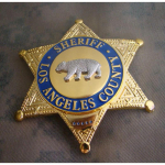 Metallist embleem: LOS ANGELESI MAAKONNA &Scaron;ERIF/ABISHERIF Karu m&auml;rk puhas pronks