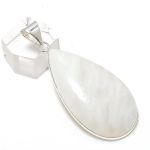 Natural Moonstone Gemstone 925 Sterling Silver Jewelry Pendant 2.29 t1e16
