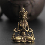 Retro messingist mediteerige zen-budismi majapidamises Buddha kaunistus elutoa k&auml;sitsi valmistatud kaunistus vasest kuju Teemaja ornament parkkoor