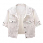 Naiste jope, alla keeratav krae, pikad varrukad, &uuml;herealised &uuml;hev&auml;rvilised n&ouml;&ouml;bid, rinnataskud, lahtised hiphopi t&auml;navar&otilde;ivad, naiste mantel L