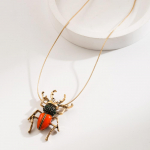 Retro Strassidega Putuka Kaelakee : Euroopa ja Ameerika stiilis isikup&auml;rastatud Halloweeni rangluukett punane