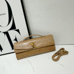 Elegantne k&auml;sitsi kootud &otilde;htune baguette-kott metallist lukuga - Naiste &otilde;la- v&otilde;i kaenlaalune k&auml;ekott Standard No Text