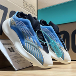 Coconut 700V3 Sinine Kristall Isa Kingad - Paksude Taldadega Vabaaja ja Sporditossud Meestele ja Naistele 42