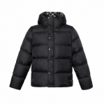 Burberry polsterdatud tepitud sulejope must 80910921 XL