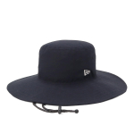 New Era Seiklusm&uuml;ts Typewriter Lai &auml;&auml;r &Uuml;hev&auml;rviline must ADVENTURE WB TYPEWRITER BLK 261 M/L must
