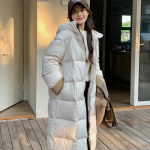 Hgih Kvaliteetne Mood S&uuml;gis Talvine Retro Laisk Stiil Senior Sense of Lover Down Polsterdatud mantel Talvine Soe Keskmise Pika Leiva Riietus L must