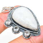 Natural Rainbow Moonstone, Topaz Gemstone 925 Sterling Silver Pendant 2.13 j5h54
