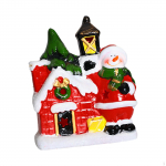Keraamiline j&otilde;ulukujuke miniatuurne kaunistuslaud, keskosa kaunistus Santa