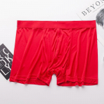 Premium-klassi meeste punased siidist poksip&uuml;ksid &ndash; kiiresti kuivavad, nelja nurgaga disain suveks L beež