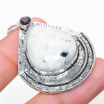 Rainbow Moonstone, Amethyst 925 Sterling Silver Jewelry Pendant 2.01 h2y39