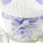 Suurep&auml;rane valge kolmerattalise jalgratta lillekorvi konteiner lilletaimede kodukaunistuseks