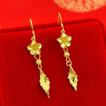 Naiste 18K kullast k&otilde;rvar&otilde;ngad, elegantsed AU750 kolmem&otilde;&otilde;tmelised armastus-F&ouml;&ouml;niksi k&otilde;rvar&otilde;ngad, ja Light Yellow Gold Color must