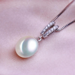 SENIKO mageveep&auml;rli kaelakee CZ Cubic Zirconia Fashion Drop Pearl kaelakeed naistele valge