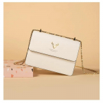 Kotid 2023 Uus Joker Bag K&auml;ekott Uus Moodne &Otilde;lakott Tide Chain V&auml;ike kandiline kott M valge