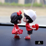 Animepaarid autokaunistuseks Modell Armas suudlus &otilde;hupallifiguur Auto sisekujundus Roosa armatuurlaud kujukeste tarvikud kingitused