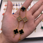 Boutique Neljak&auml;pa Ristikheina Viie &Otilde;iega K&auml;ev&otilde;ru 18K Kerge Luksus Ins Disain Mood Peen Mitmek&uuml;lgne Meeste ja Naiste Mudelid K&auml;ev&otilde;ru Boutique Bracelet