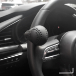 Armas dekoratiivne rooliratta spinner autodele, kergs&otilde;idukitele, veoautodele, stiilne, libisemisvastane, vaikne laager must