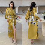 Suuruses Naiste Pikk Hommikumantel Magamisriided Lilleline Tr&uuml;kitud Kimono Vannimantel Hommikumantel Kevad Suvi L&otilde;tv Vabaaja Siidine Kodu Kleit One size beige