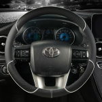 Mikrofiiber nahast auto roolikatete komplekt Toyota Fortuner 2016- Hilux 2015- 2022 Autotarvikud punane
